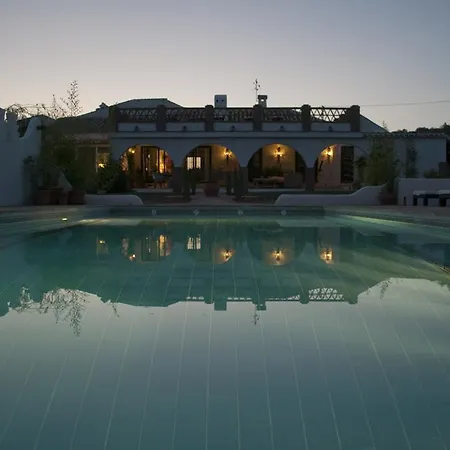 Finca Los Pinos Гостевой дом *